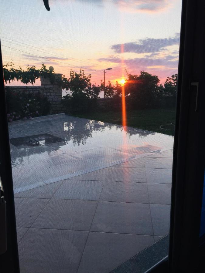 Sunset House Apartment Ксамил Екстериор снимка