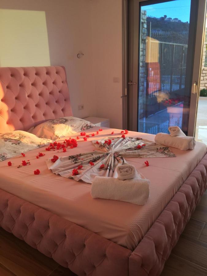 Sunset House Apartment Ксамил Екстериор снимка