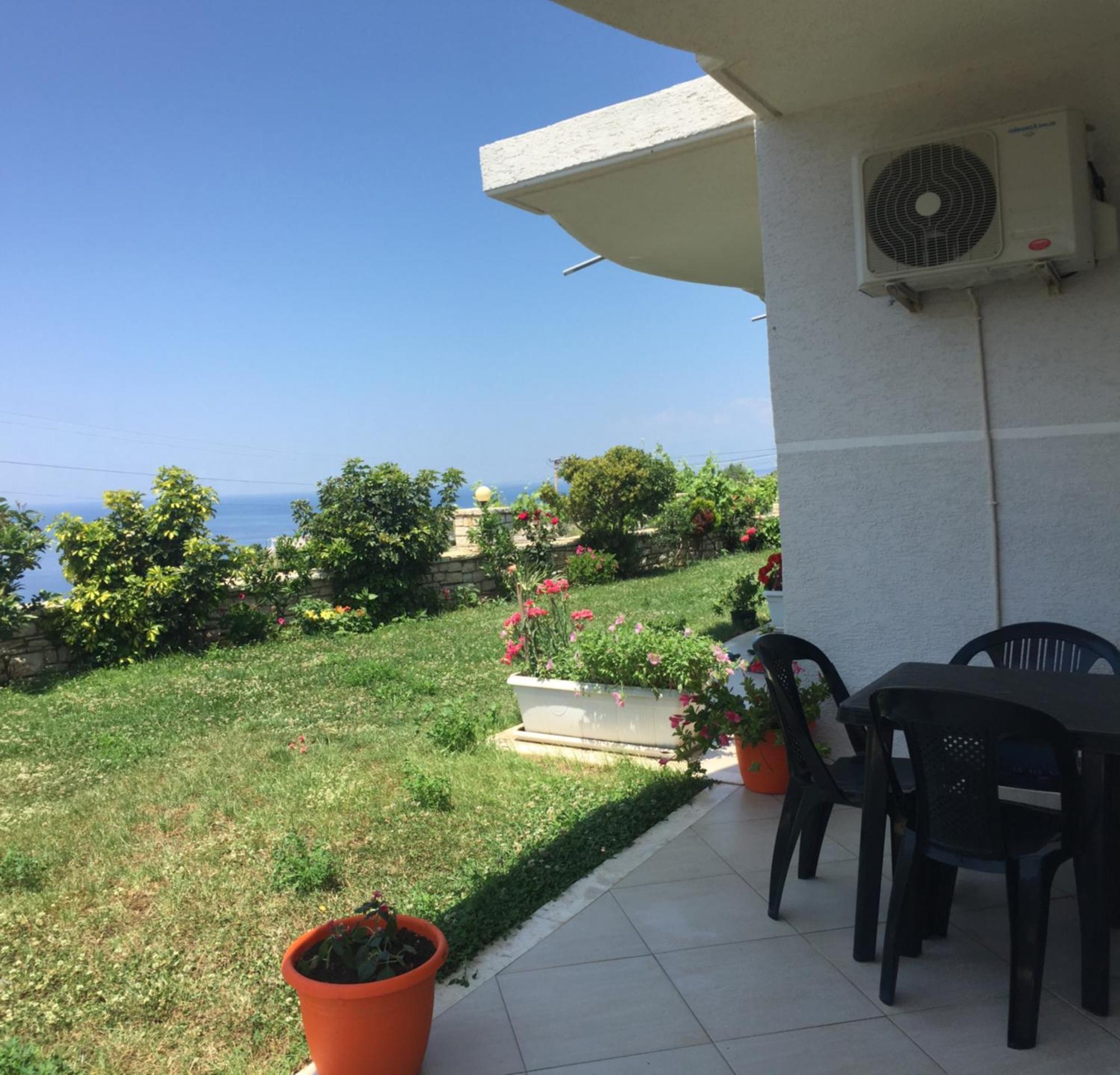 Sunset House Apartment Ксамил Екстериор снимка