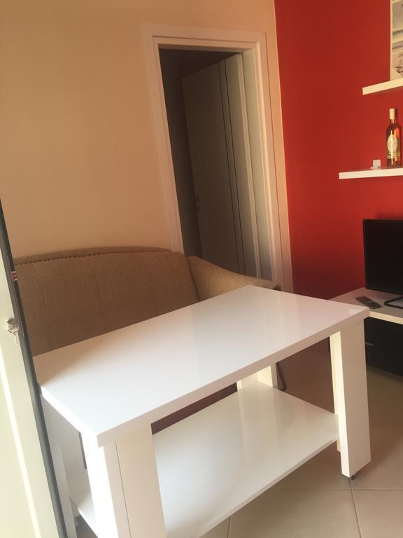 Sunset House Apartment Ксамил Екстериор снимка