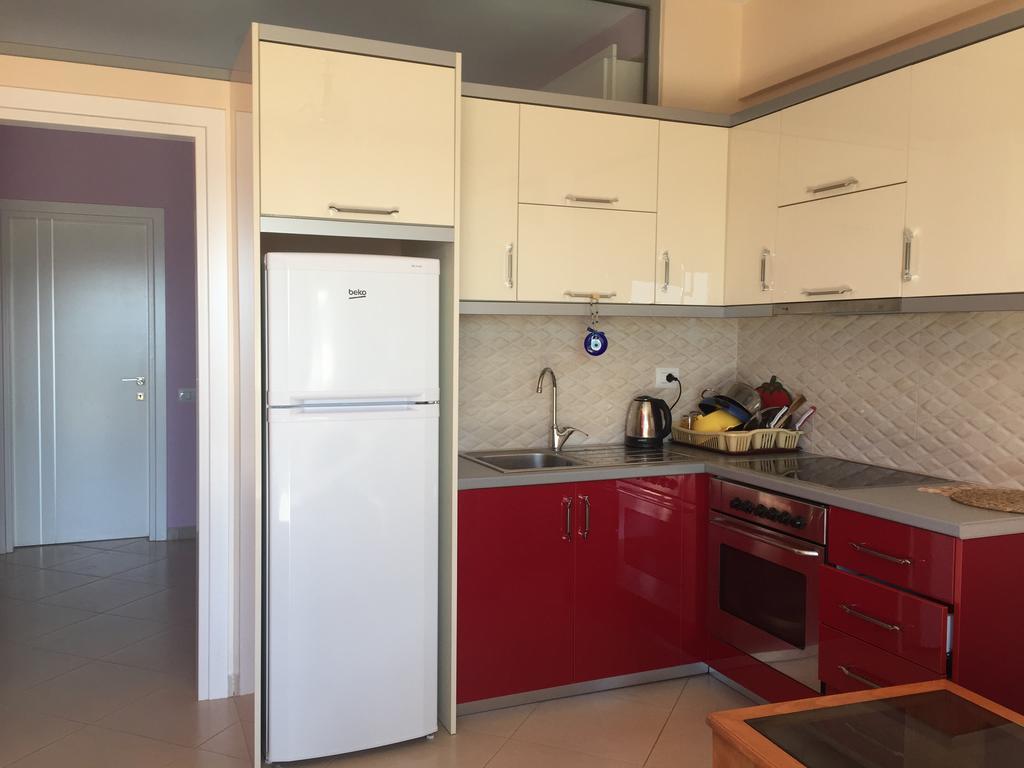 Sunset House Apartment Ксамил Екстериор снимка