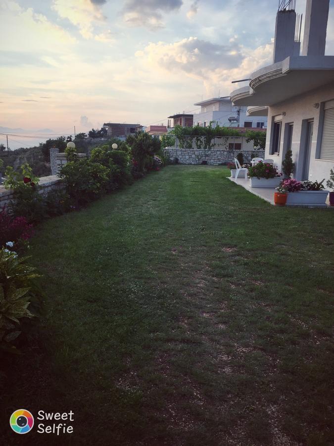 Sunset House Apartment Ксамил Екстериор снимка