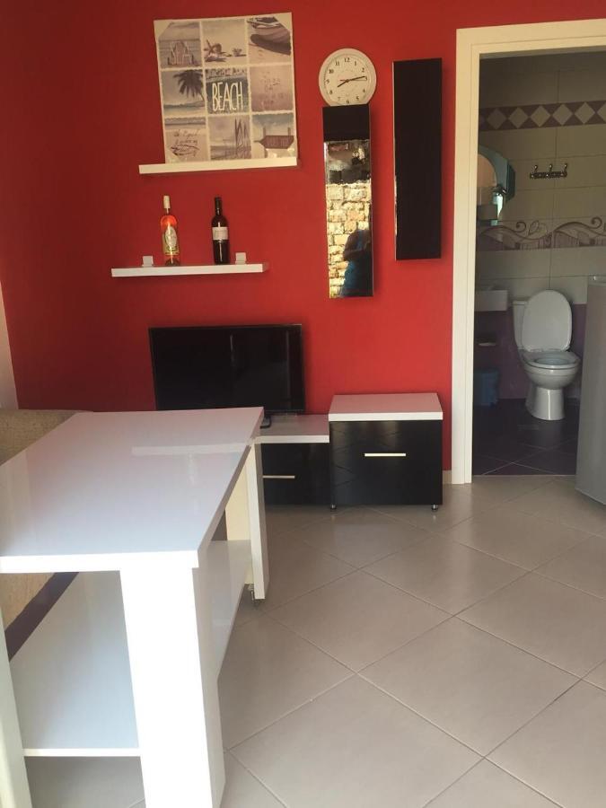 Sunset House Apartment Ксамил Екстериор снимка